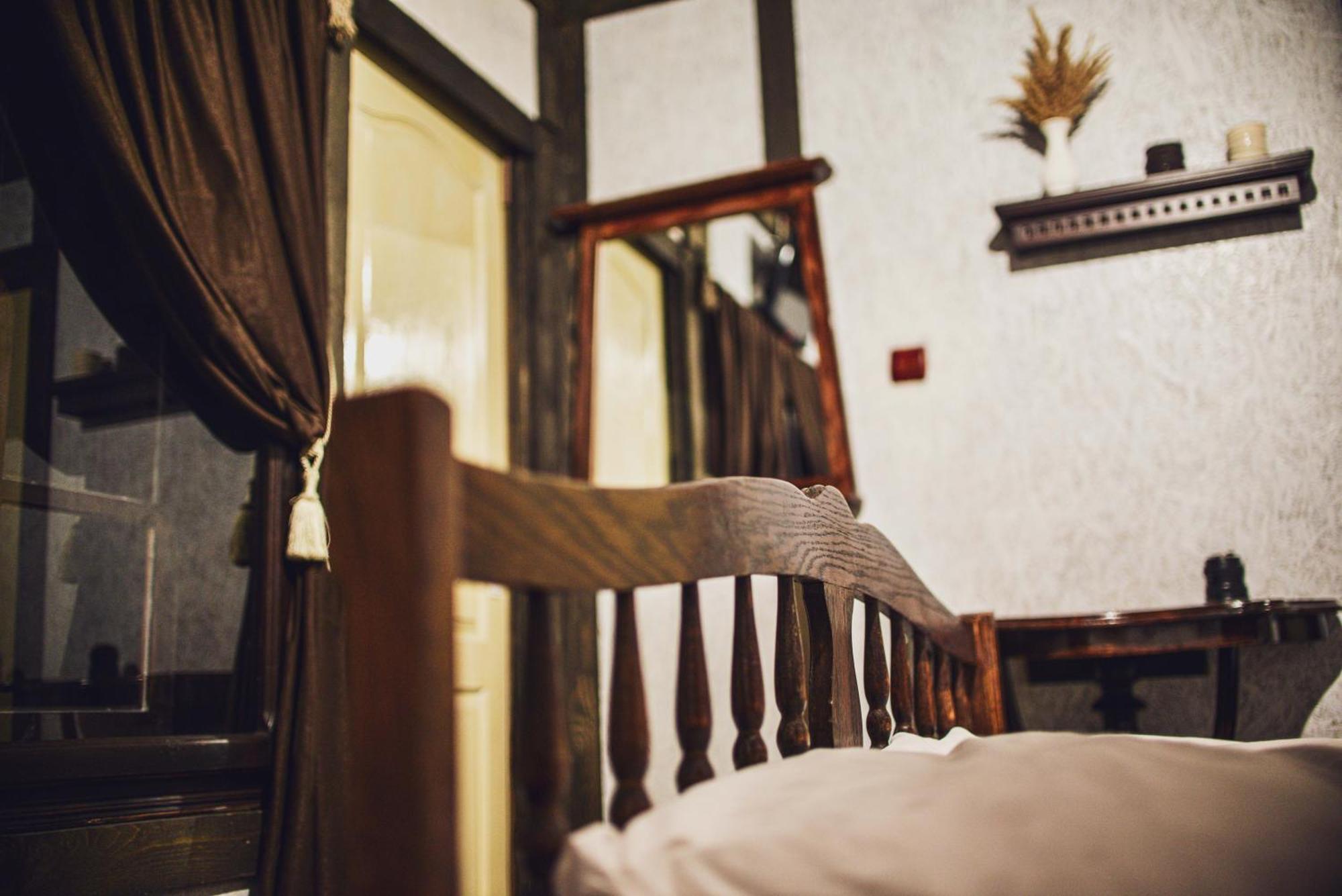 Camere De Inchiriat Pasi Liberi Tău Bistra Buitenkant foto